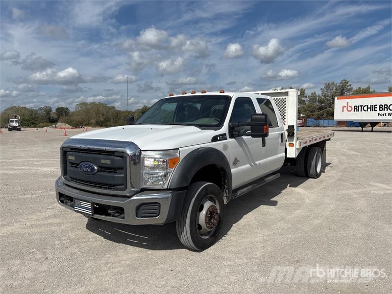 Ford F-550 4x4 Flatbed Truck Flatbed / Dropside trucks