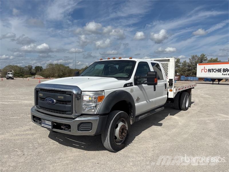 Ford F-550 4x4 Flatbed Truck Flatbed / Dropside trucks