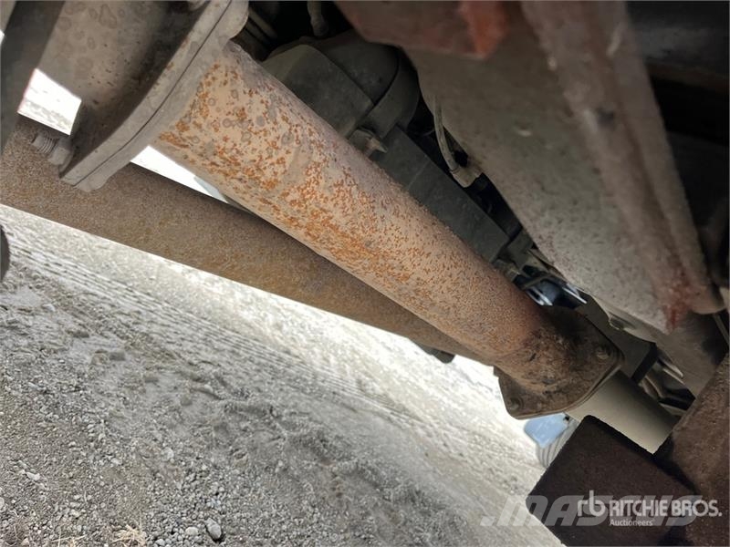 Ford F-550 4x4 Lube Truck Camiones cisternas