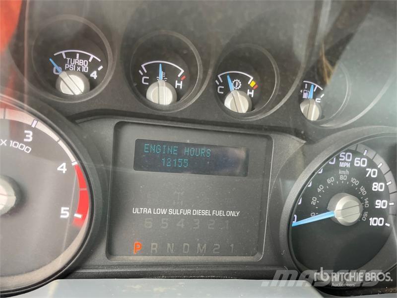 Ford F-550 4x4 Lube Truck Camiones cisternas