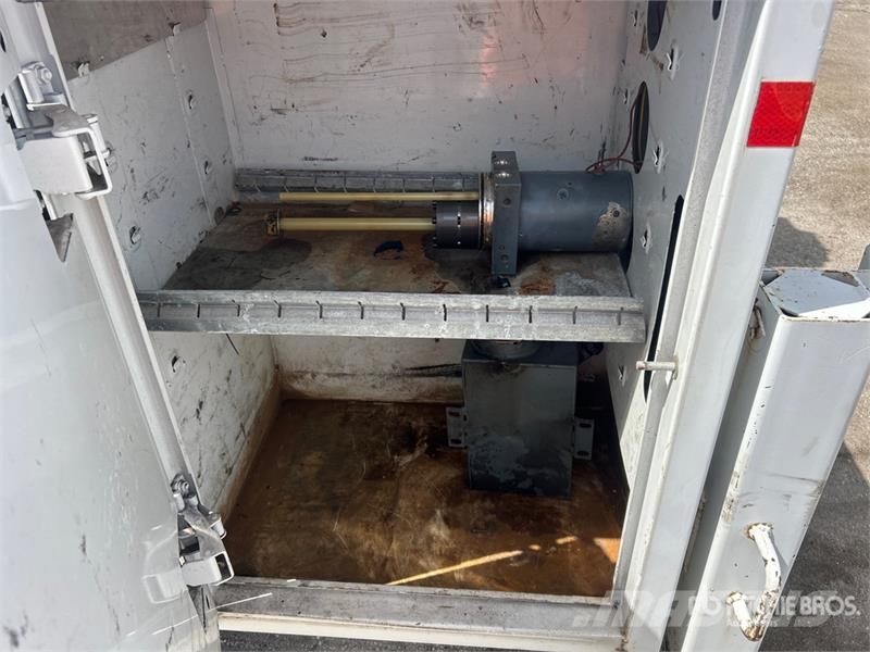 Ford F-550 4x4 Service Truck Komunalna vozila za opštu namenu