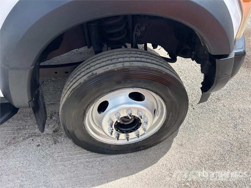 Ford F-550 4x4 Service Truck Komunalna vozila za opštu namenu