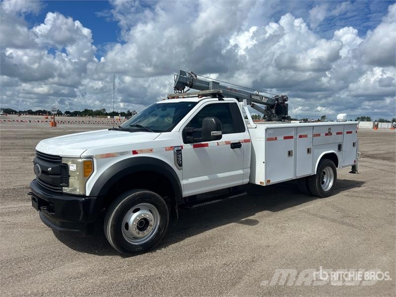 Ford F-550 4x4 Service Truck Komunalna vozila za opštu namenu