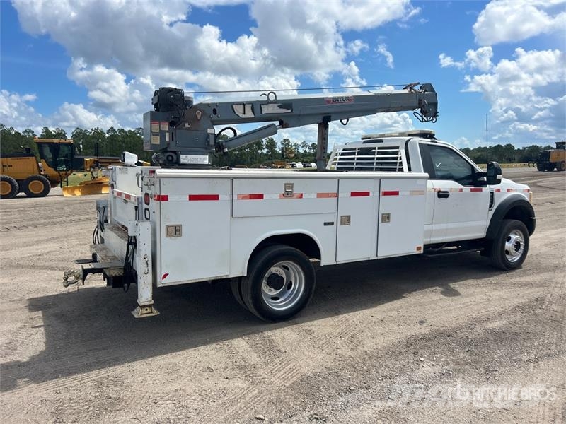 Ford F-550 4x4 Service Truck Komunalna vozila za opštu namenu