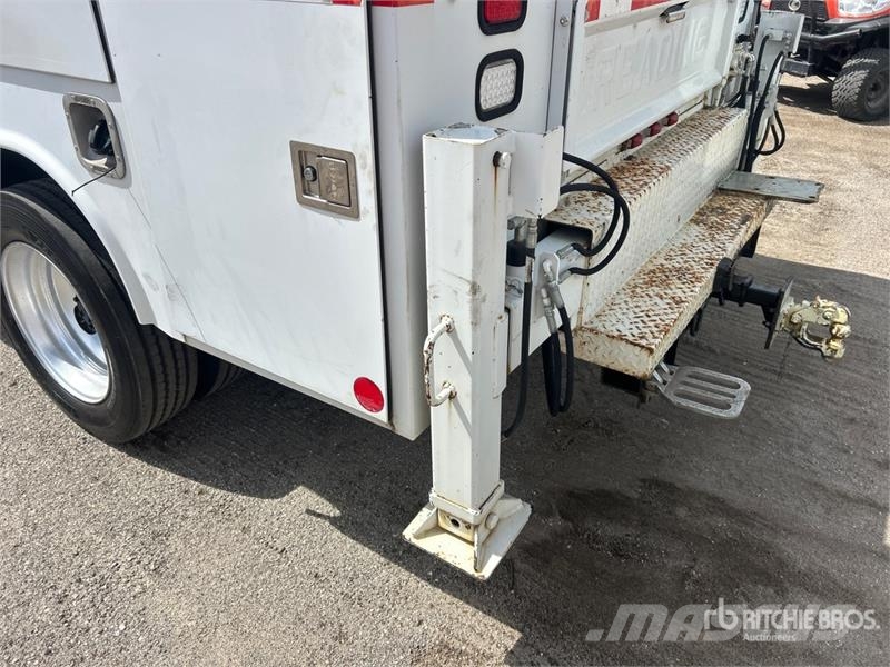 Ford F-550 4x4 Service Truck Komunalna vozila za opštu namenu