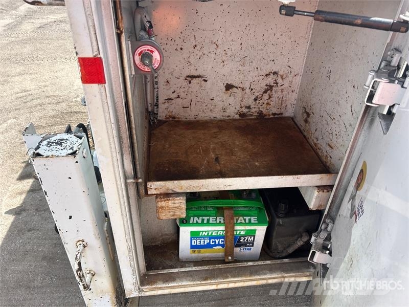 Ford F-550 4x4 Service Truck Komunalna vozila za opštu namenu