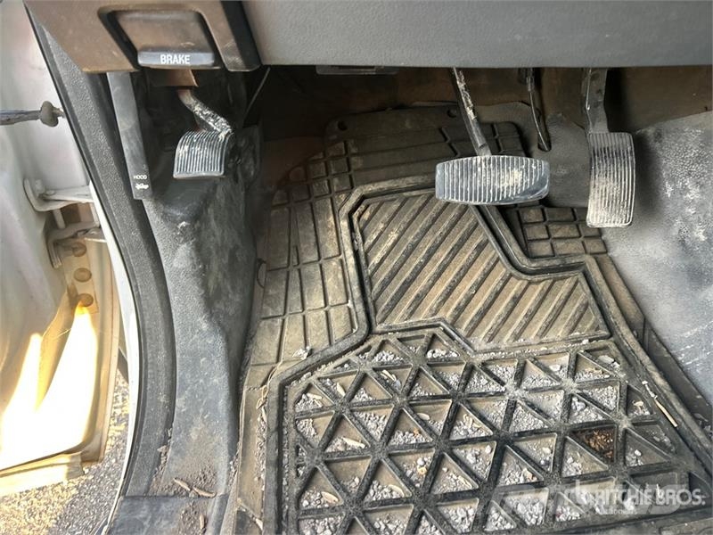 Ford F-550 Super Duty 4x2 Crew Cab Utility Truck Pickup/Pritschenwagen