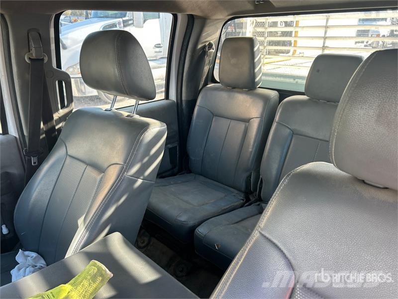 Ford F-550 XL 4x2 Crew Cab Utility Truck Pickup/Pritschenwagen