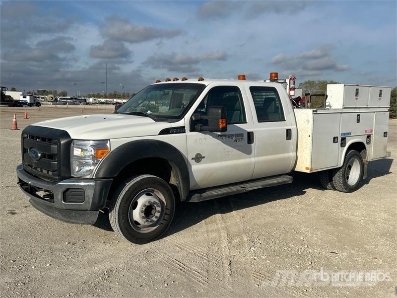 Ford F-550 XL 4x2 Crew Cab Utility Truck Pickup/Pritschenwagen