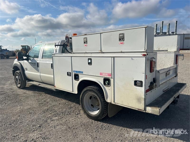 Ford F-550 XL 4x2 Crew Cab Utility Truck Pickup/Pritschenwagen