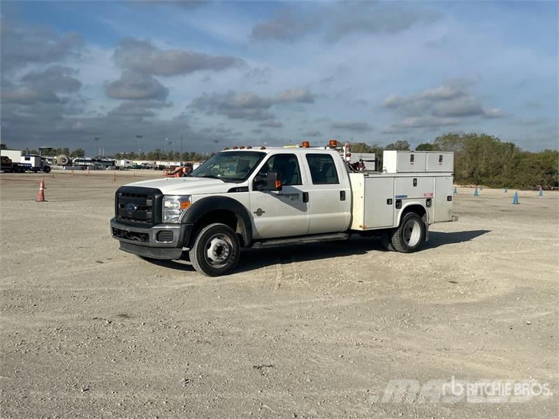 Ford F-550 XL 4x2 Crew Cab Utility Truck Pickup/Pritschenwagen
