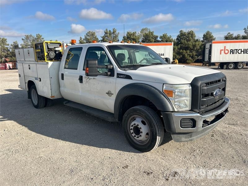 Ford F-550 XL 4x2 Crew Cab Utility Truck Pickup/Pritschenwagen