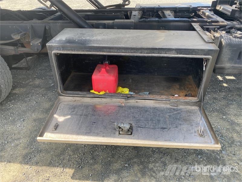 Ford F-550 XL 4x2 Rollback Truck 救援车