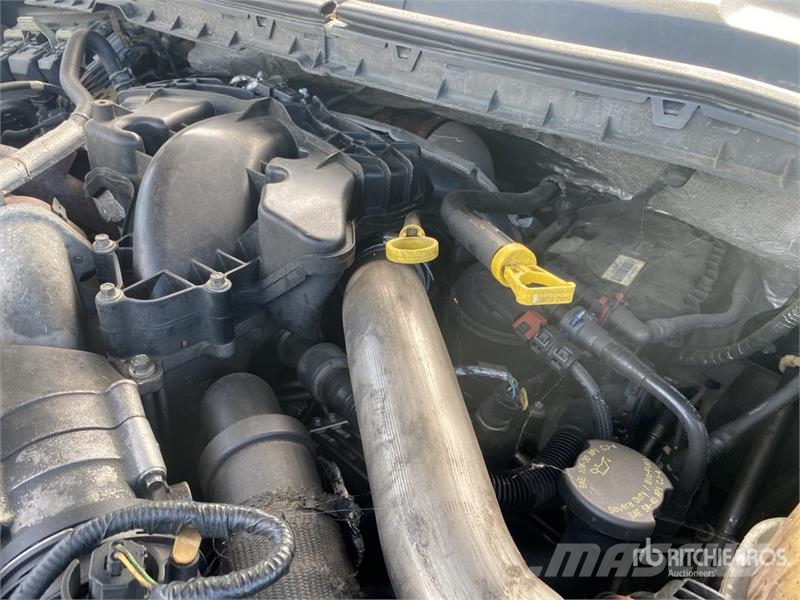 Ford F-550 XL 4x2 Rollback Truck 救援车
