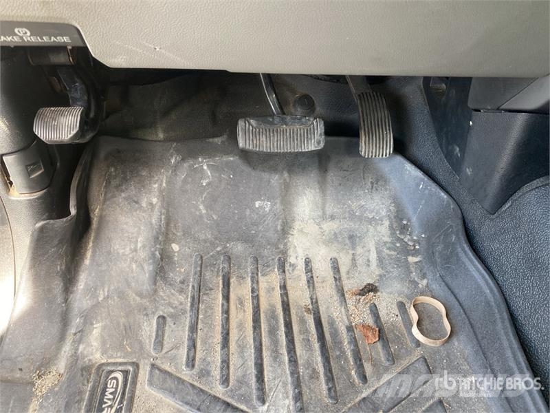 Ford F-550 XL 4x2 Rollback Truck 救援车