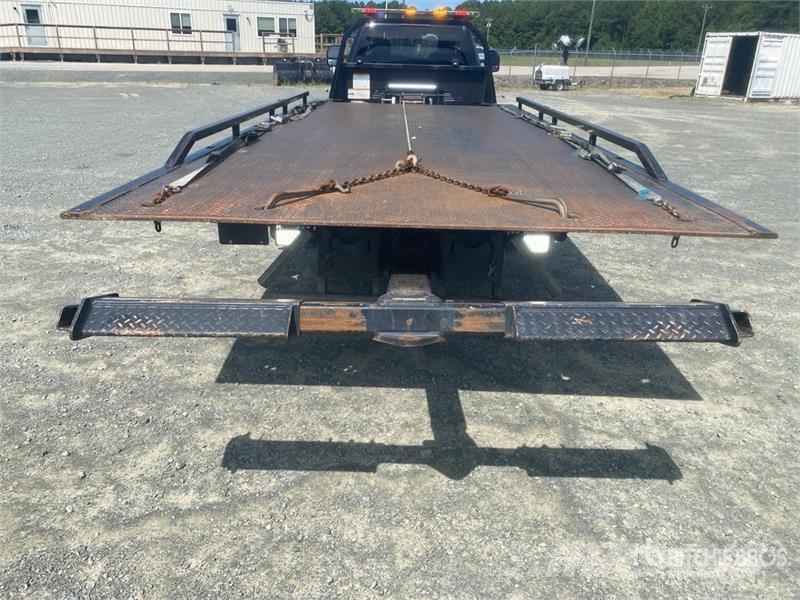 Ford F-550 XL 4x2 Rollback Truck 救援车