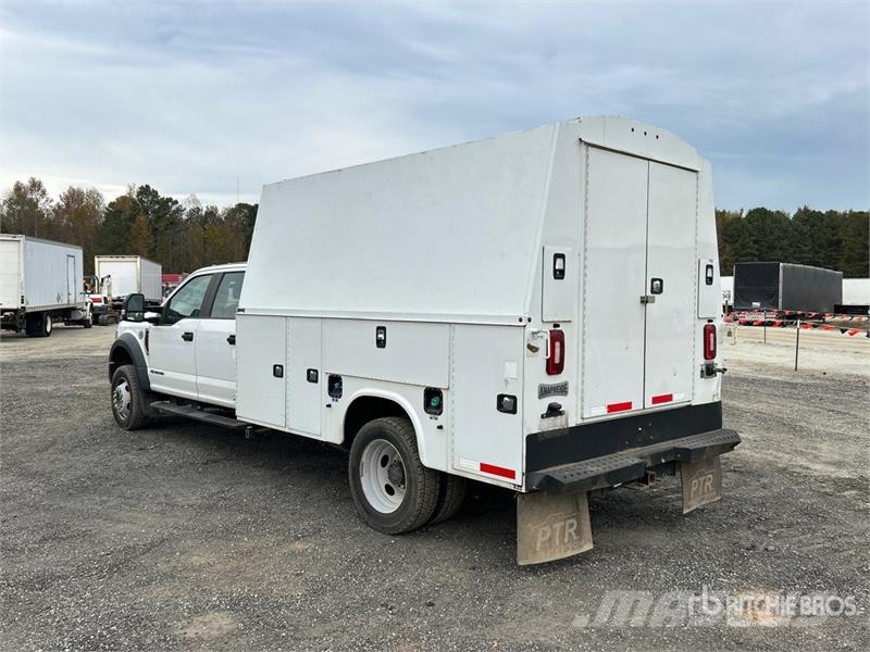 Ford F-550 XL 4x4 Crew Cab Utility Truck Caja abierta/laterales abatibles