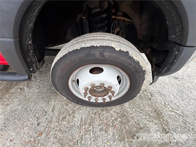 Ford F-550 XL 4x4 Crew Cab Utility Truck Utilitaire benne