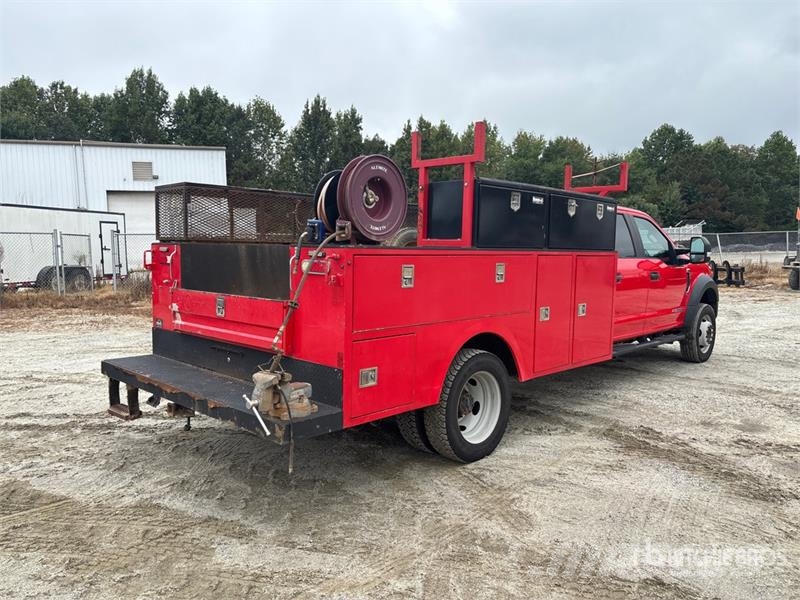 Ford F-550 XL 4x4 Crew Cab Utility Truck Utilitaire benne