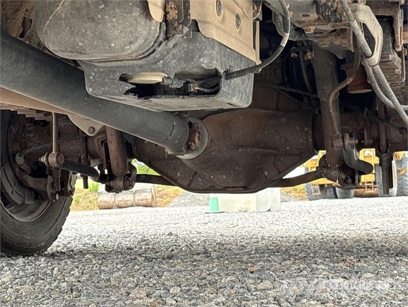 Ford F-550 XL 4x4 Extended Cab Service Truck Komunalna vozila