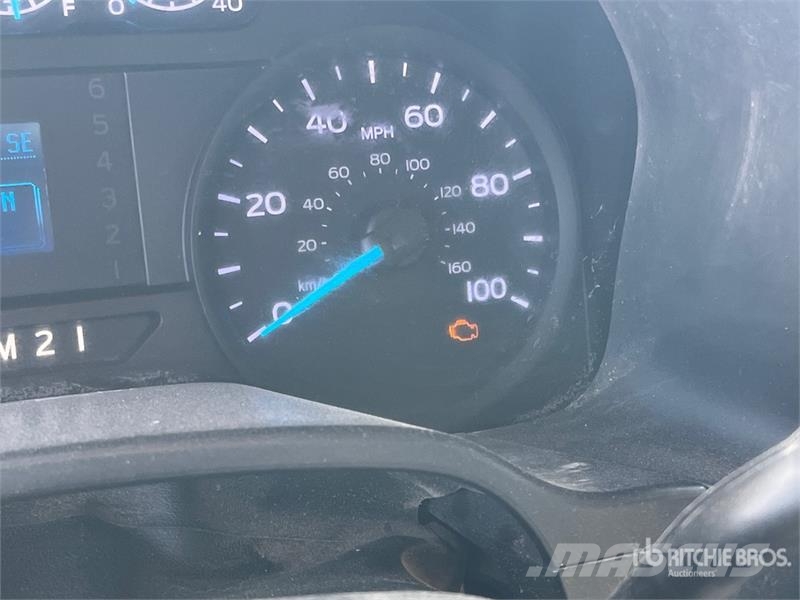 Ford F-550 XL 4x4 Extended Cab Service Truck 多目的／汎用車両