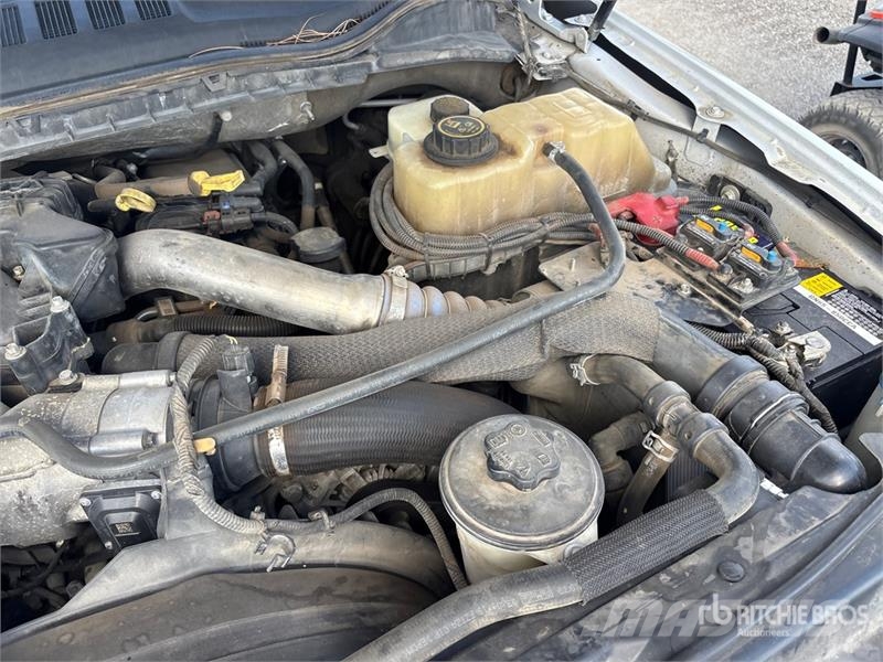 Ford F-550 XL 4x4 Extended Cab Service Truck 多目的/汎用車両