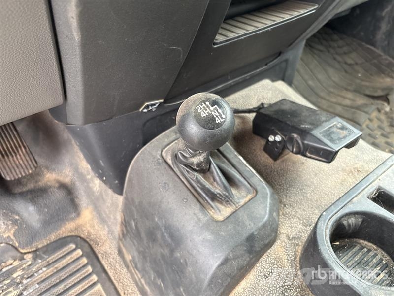 Ford F-550 XL 4x4 Extended Cab Service Truck Komunalna vozila