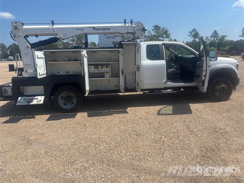 Ford F-550 XL 4x4 Extended Cab Service Truck Veículos municipais / de uso geral