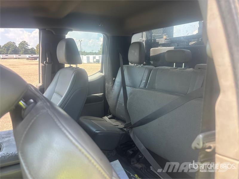 Ford F-550 XL 4x4 Extended Cab Service Truck Veículos municipais / de uso geral