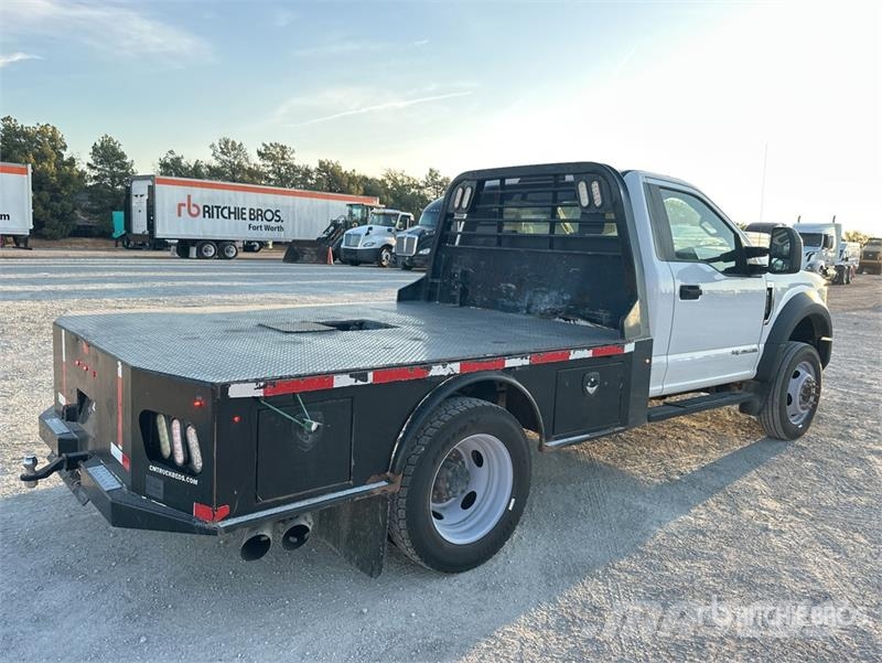 Ford F-550 XL 4x4 Flatbed Truck Kamioni sa otvorenim sandukom