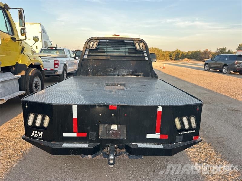 Ford F-550 XL 4x4 Flatbed Truck Kamioni sa otvorenim sandukom