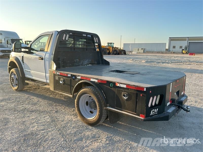 Ford F-550 XL 4x4 Flatbed Truck Kamioni sa otvorenim sandukom