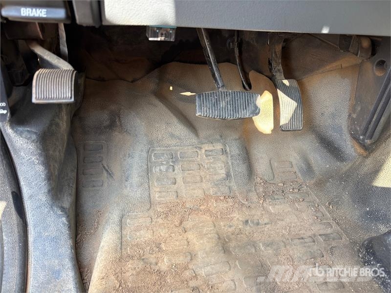 Ford F-550 XL 4x4 Service Truck مركبات الأغراض العامة