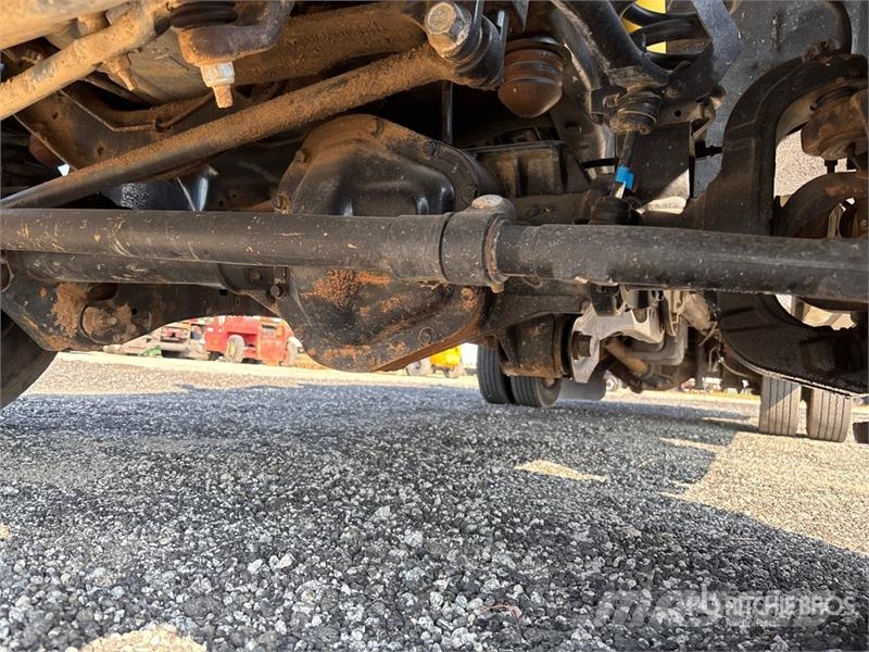 Ford F-550 XL 4x4 Service Truck مركبات الأغراض العامة