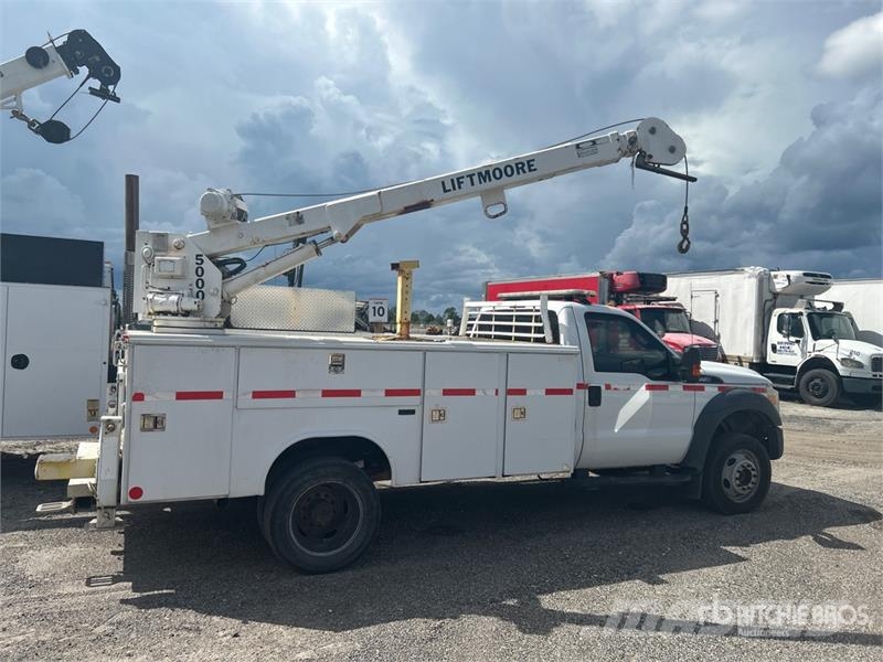 Ford F-550 XL 4x4 Service Truck Komunalna vozila