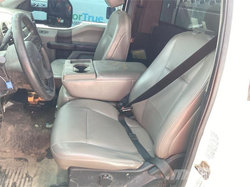 Ford F-550 XL 4x4 Service Truck Pilsētas atkritumvedēji