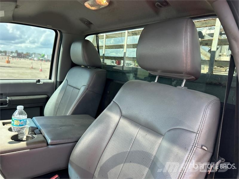 Ford F-550 XL 4x4 Service Truck Komunalna vozila