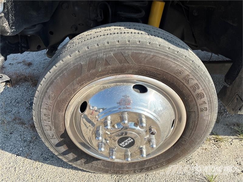 Ford F-550 XL 4x4 Service Truck مركبات الأغراض العامة