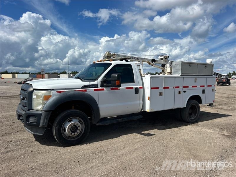 Ford F-550 XL 4x4 Service Truck Komunalna vozila