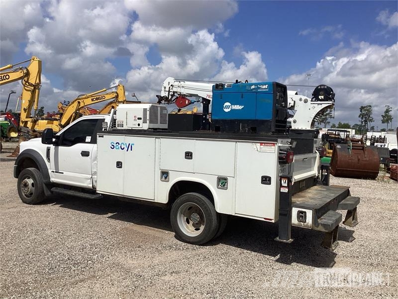Ford F-550 XL 4x4 Service Truck Pilsētas atkritumvedēji