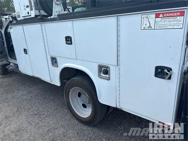 Ford F-550 XL 4x4 Service Truck Komunalna vozila za opštu namenu