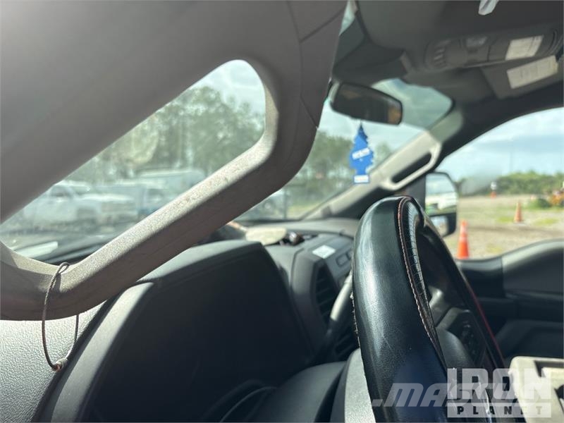 Ford F-550 XL 4x4 Service Truck Komunalna vozila za opštu namenu