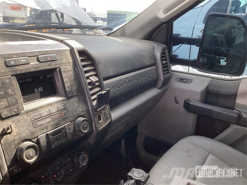 Ford F-550 XL 4x4 Service Truck Pilsētas atkritumvedēji