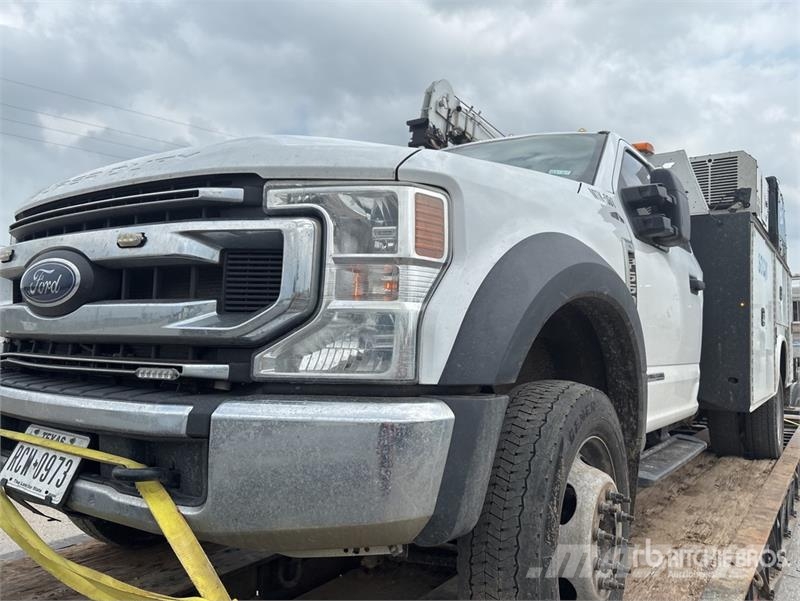 Ford F-550 XL 4x4 Service Truck Pilsētas atkritumvedēji