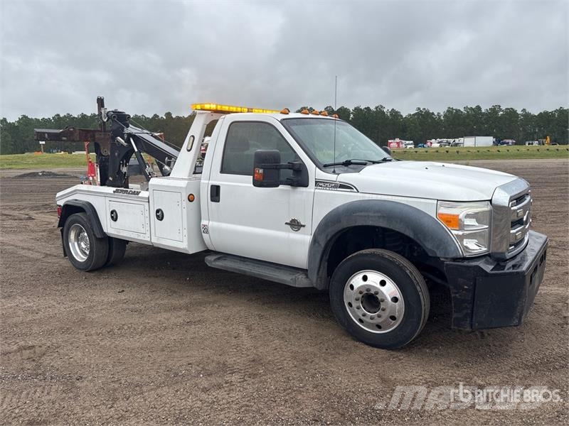 Ford F-550 XLT 4x2 Tow Truck Šleperi za vozila