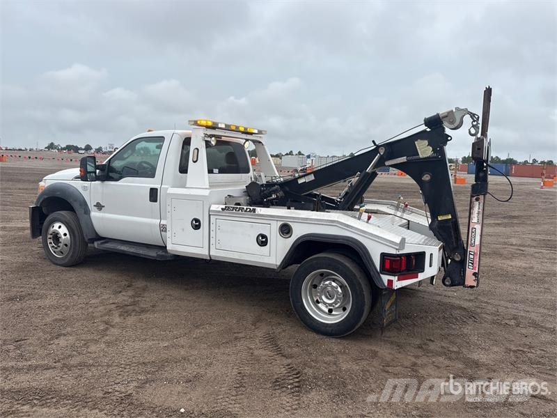 Ford F-550 XLT 4x2 Tow Truck Recovery vozila