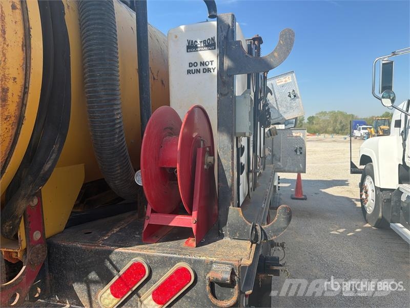 Ford F-650 Combi / vacuum trucks