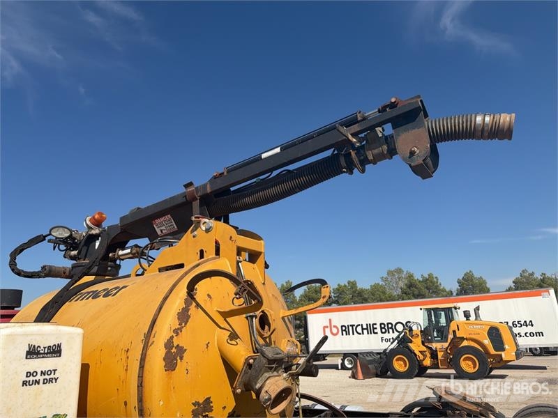 Ford F-650 Combi / vacuum trucks