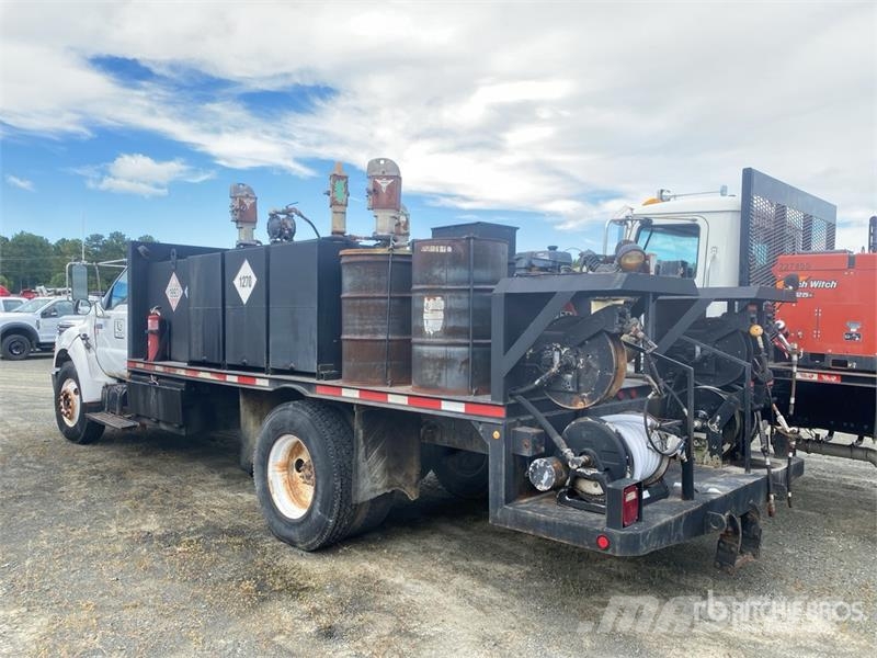 Ford F-650 Kamioni cisterne