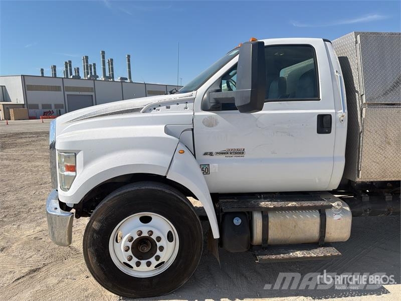 Ford F-650 Combi / vacuum trucks